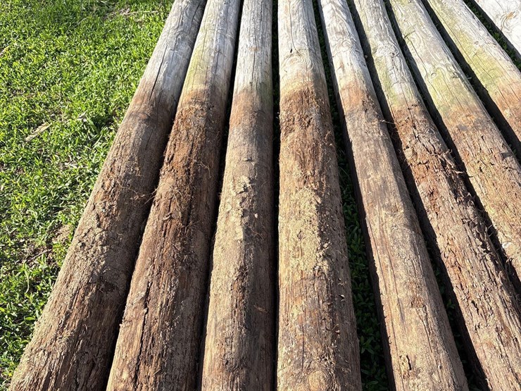 12--wood-posts-image-4