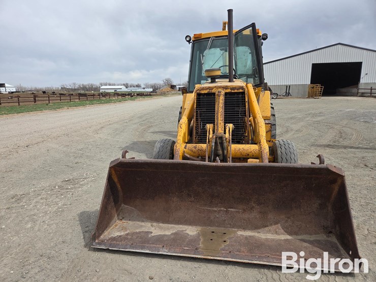 deere-410b-image-2