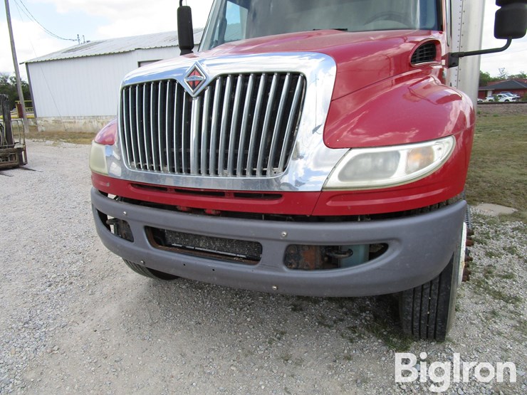 2013-international-durastar-4400-image-12