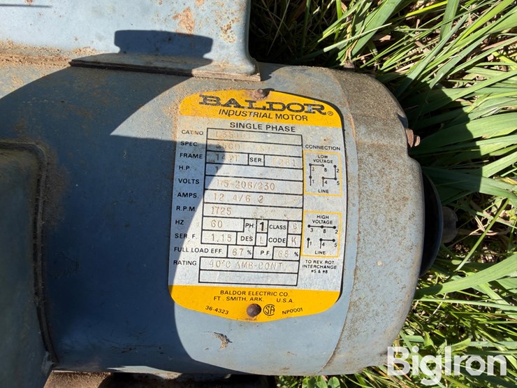 john-deere-33-image-14