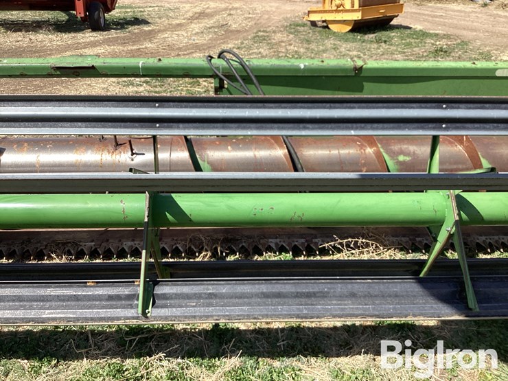 john-deere-222-image-15
