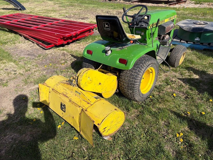 john-deere-212-image-2