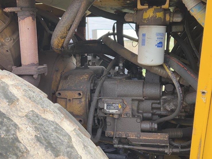 1987-caterpillar-cs-553-image-16