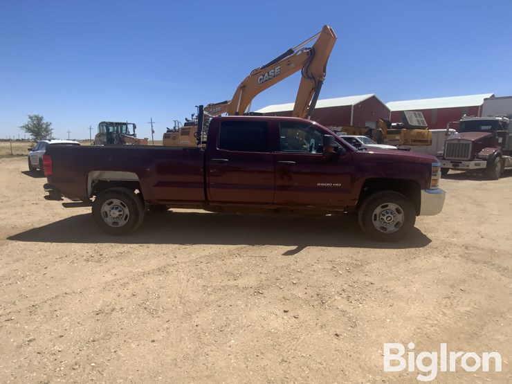 2018-chevrolet-silverado-2500-image-4