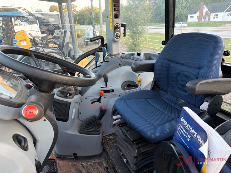 new-holland-powerstar-75-image-12