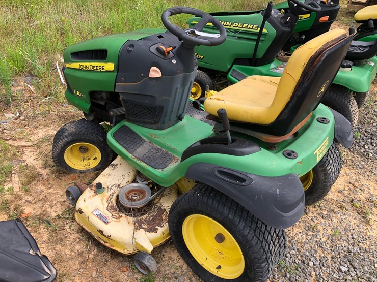 john-deere-la-image-2