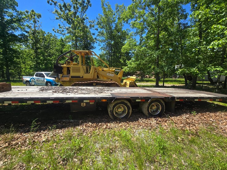 #24321-•-2009-p.j.-35'-flatbed-trailer-image-12