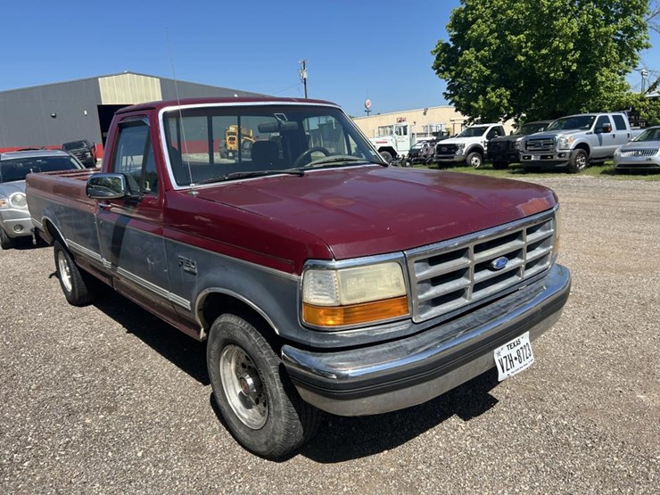 1993-ford-f150-xlt-image-3