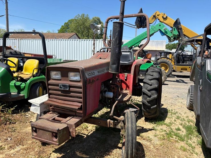 massey-ferguson-1030-image-3