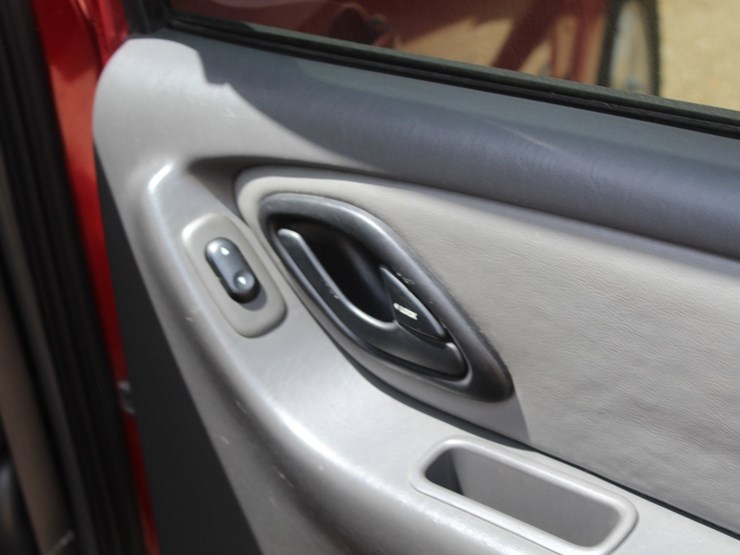 2007-ford-escape-image-11