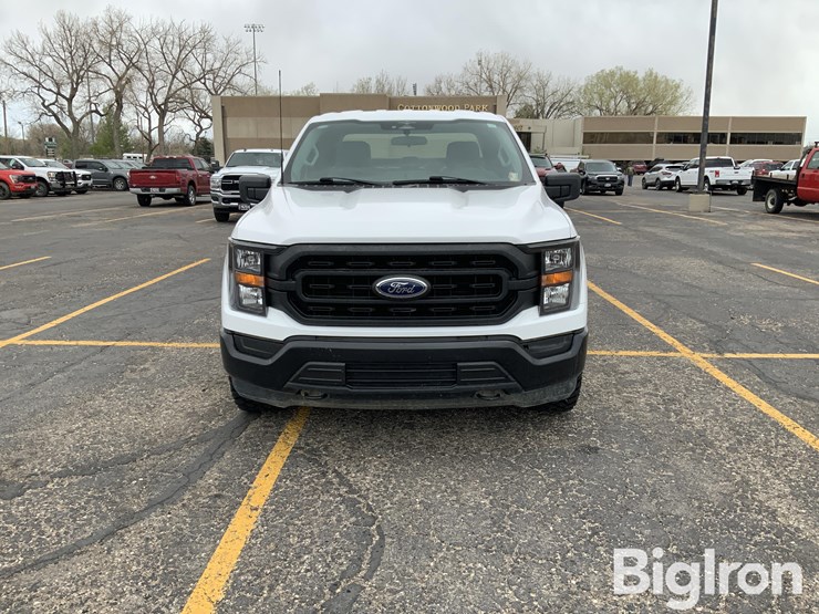 2023-ford-f150-xl-image-2