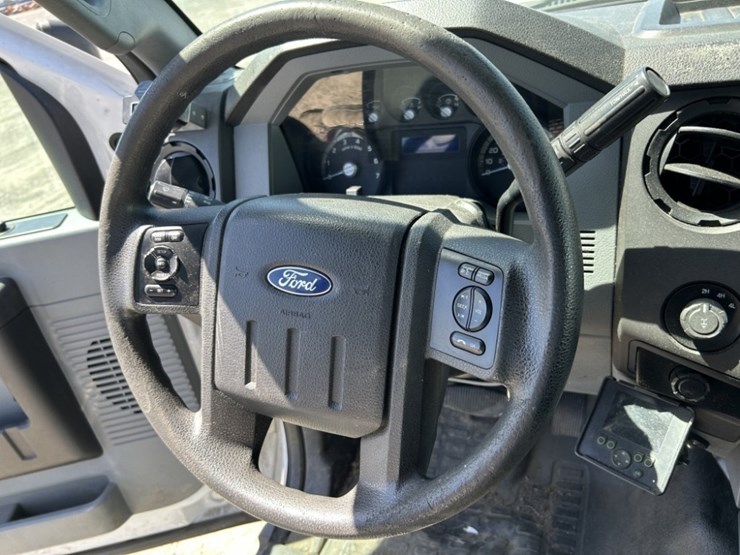 2016-ford-f350-sd-image-21