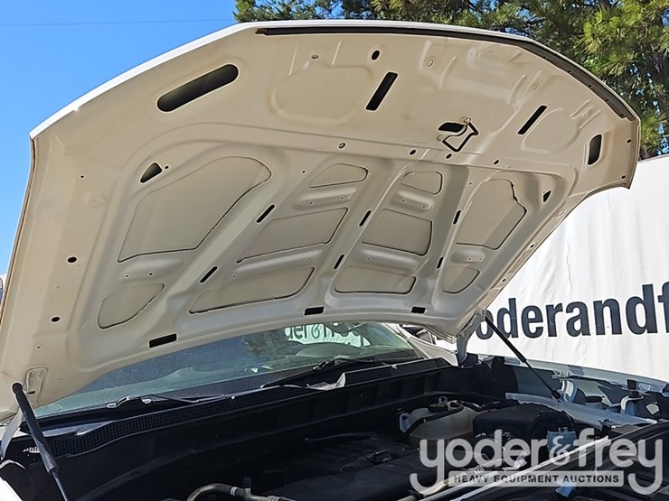 2022-chevrolet-1500-image-26