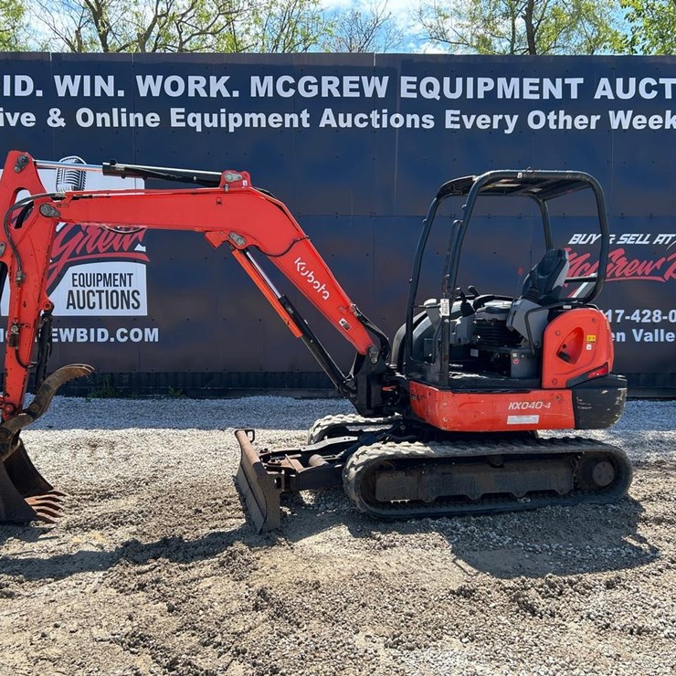 2022 KUBOTA KX040-4