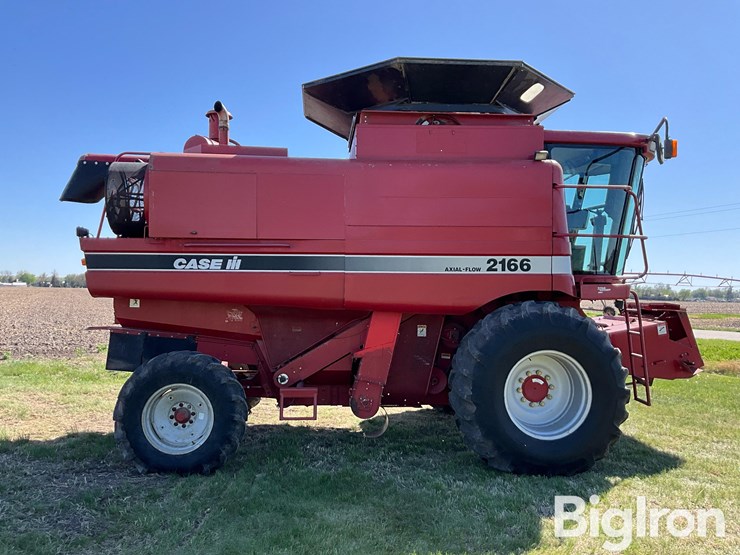 1997-case-ih-2166-image-4