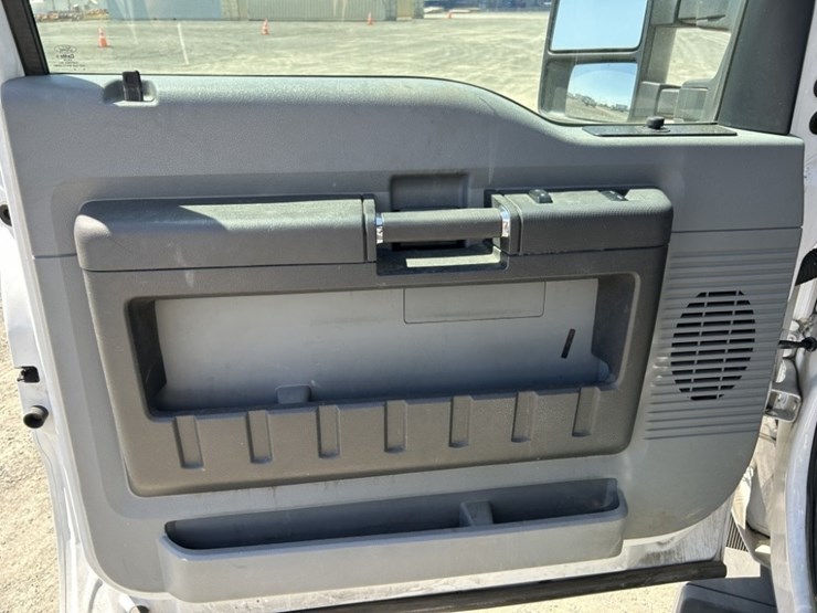 2016-ford-f350-sd-image-25