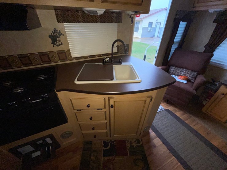 #7050-•-2010-spree-lx-superlite-camper-(has-mn-title)-image-84