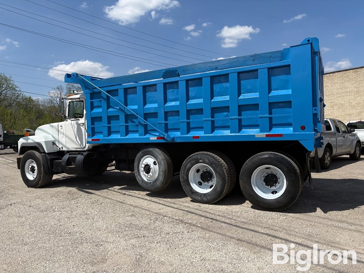 2000-mack-rd600-image-7