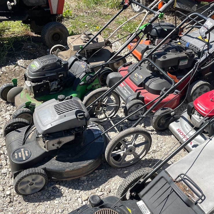 #6975 • Lawn Mower
