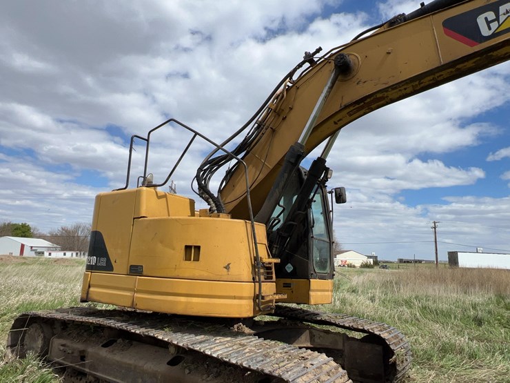 2012-caterpillar-321d-excavator-image-23