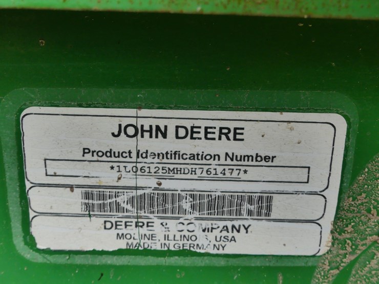 2013-john-deere-6125m-image-13