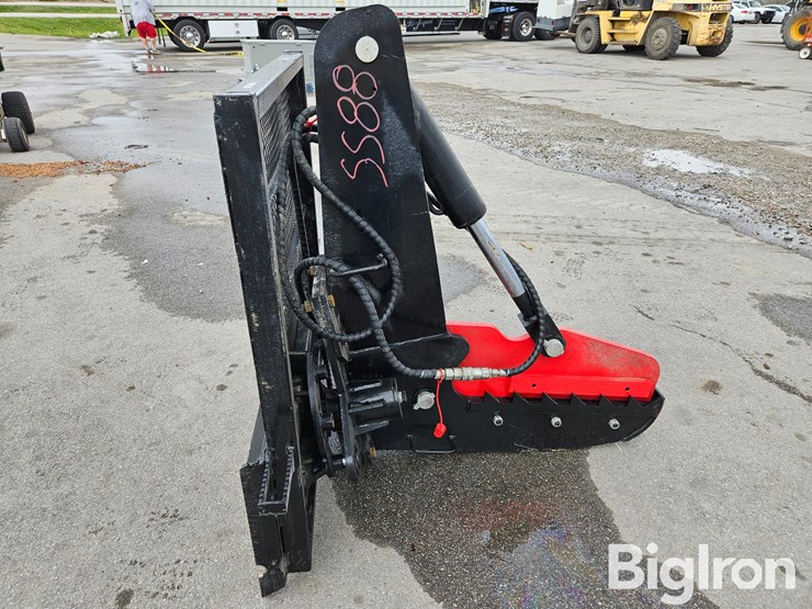 2026-massey-ferguson-730-image-4