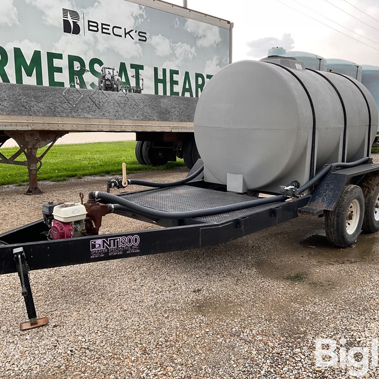 2016 Sprayer Specialties NT1300 T/A Liquid Fertilizer Tender Trailer