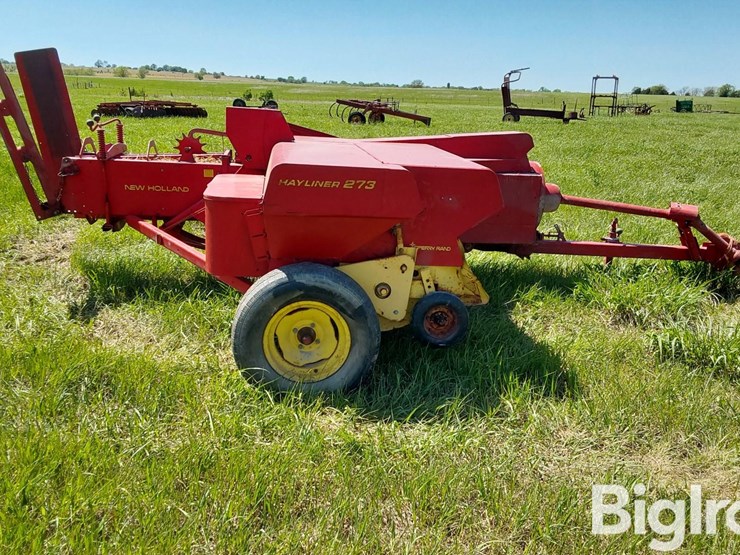 new-holland-273-image-4