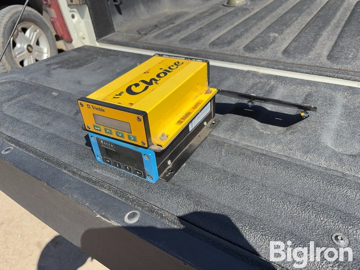 trimble-&-raven-precision-equipment-image-1