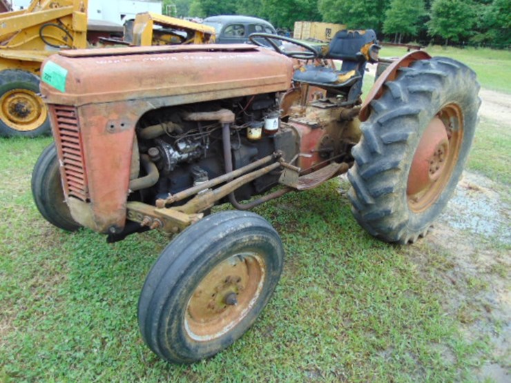massey-ferguson-to35-image-1