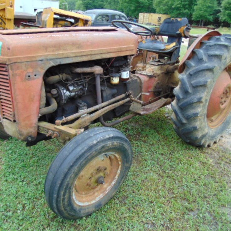 MASSEY-FERGUSON TO35