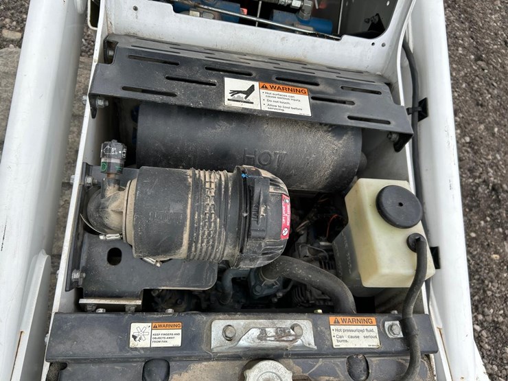2020-bobcat-mt85-image-15