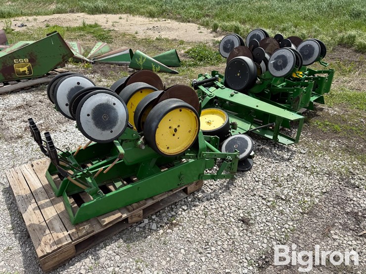john-deere-7-image-3