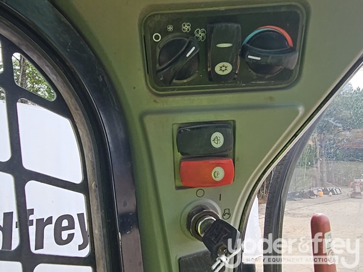 2019-caterpillar-289d-image-32