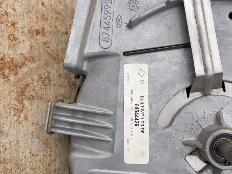 case-ih-12xx-series-early-riser-seed-meter-units-image-9