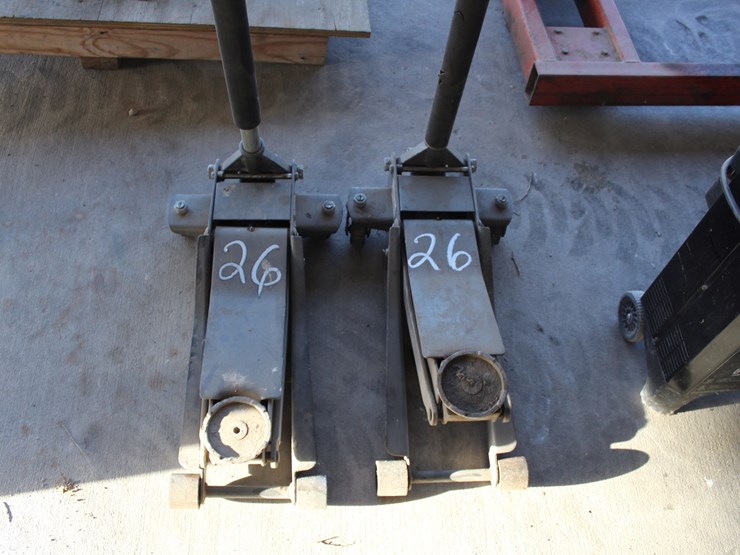(2)-floor-jacks-image-2