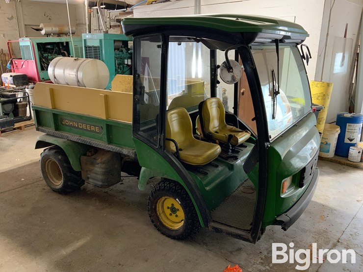2000-john-deere-2030-image-3