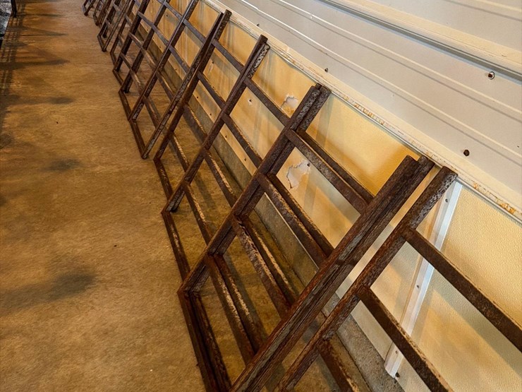 50-metal-calf-crates-image-17