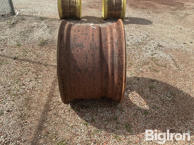 21-x-32-grain-cart-wheel-image-4