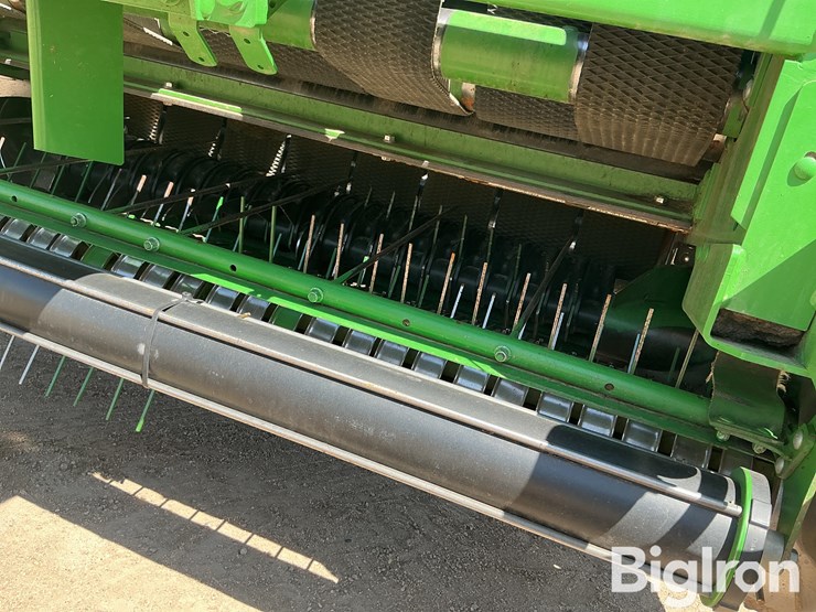 2021-john-deere-560r-image-16