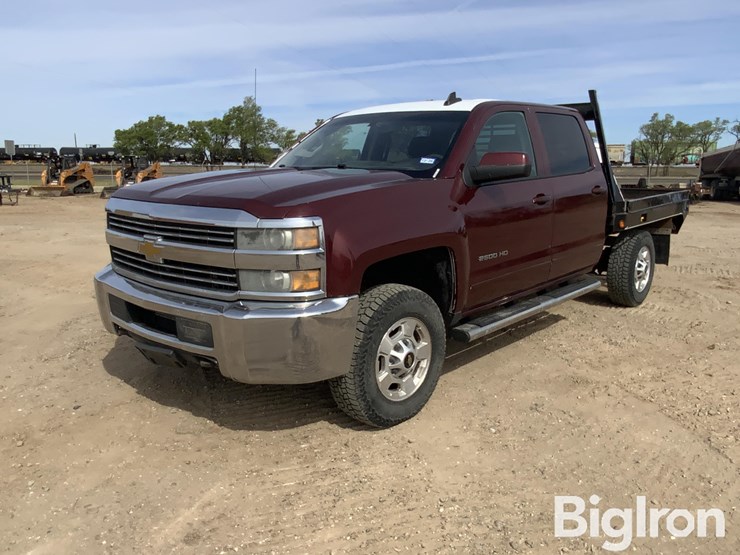 2015-chevrolet-silverado-2500-image-1