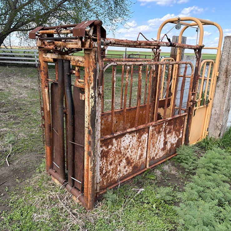 Formost Chute w/ Manual Gate