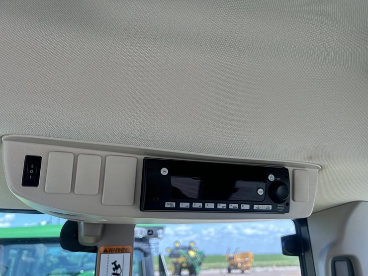 2024-john-deere-6155m-image-13