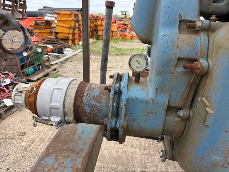 #3889-•-towable-water-pump-image-23