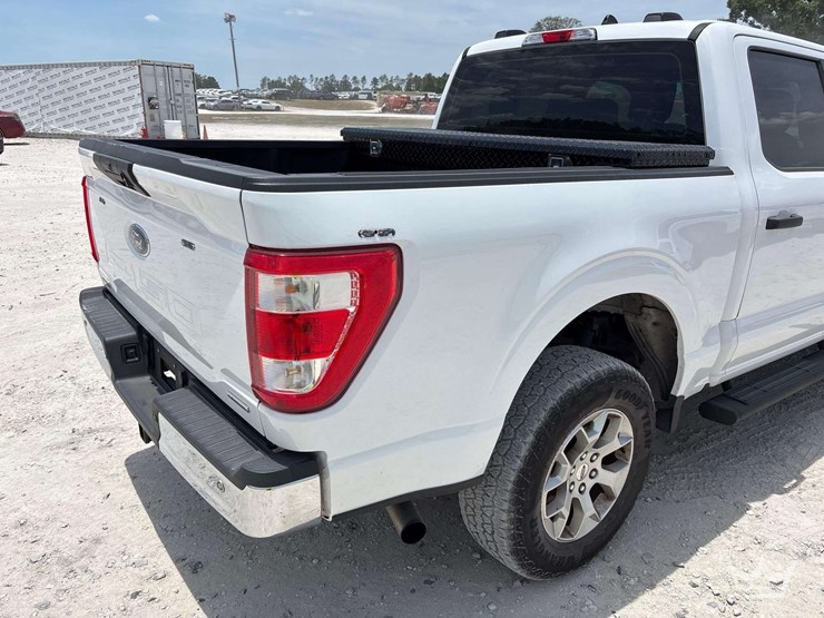 2022-ford-f150-image-8
