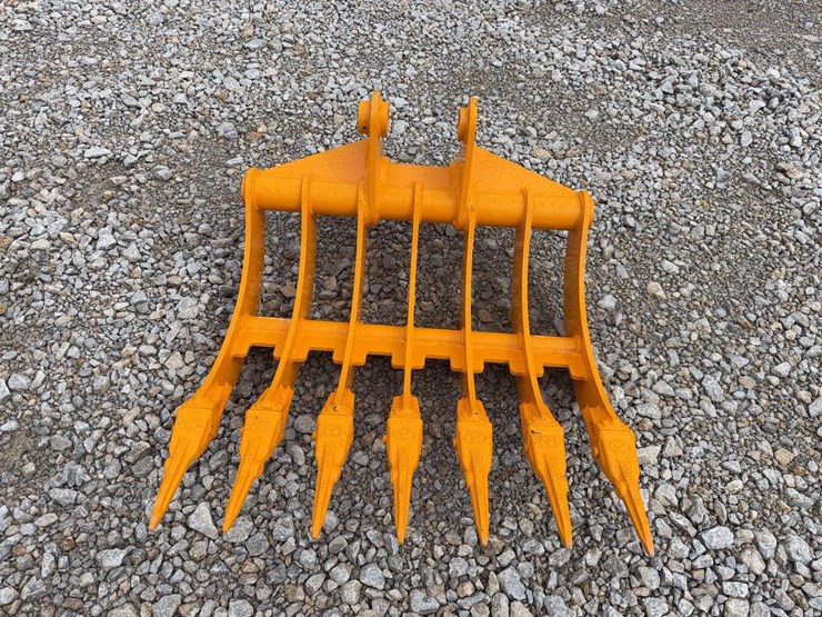 2026-giyi-32"-excavator-rake-image-1