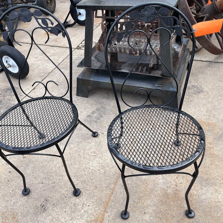 #9056 • Chairs (O3)
