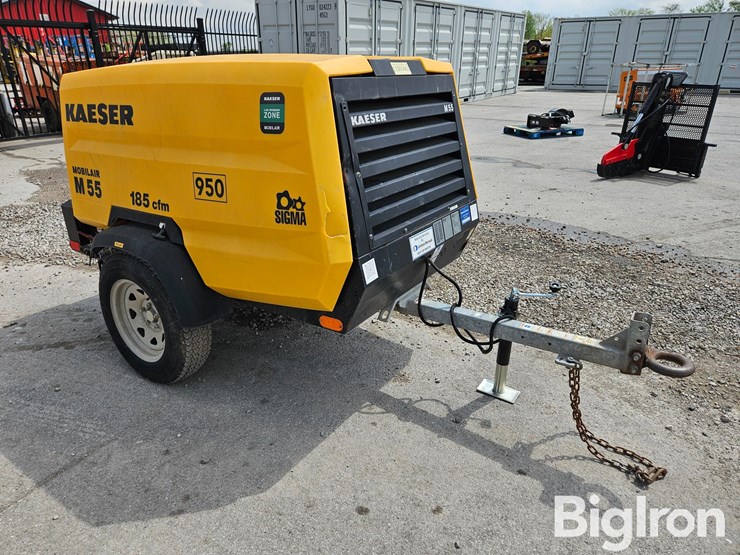 2020-massey-ferguson-730-image-3