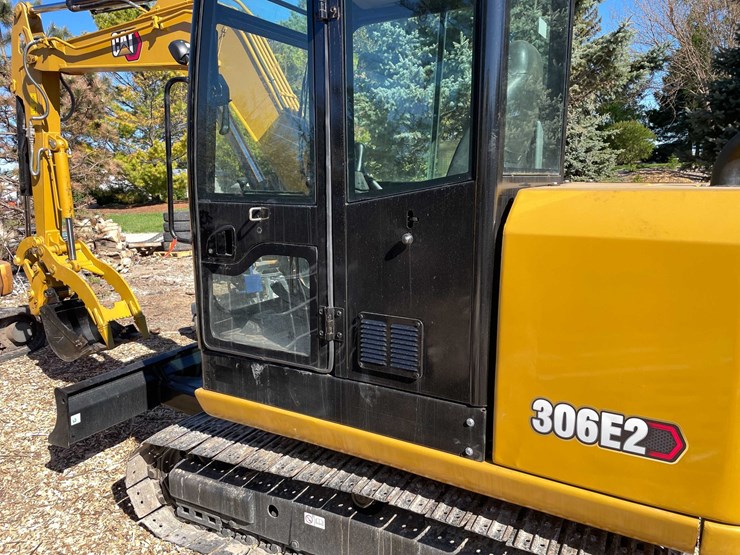 #6930-•-cat-306e2-excavator-image-30