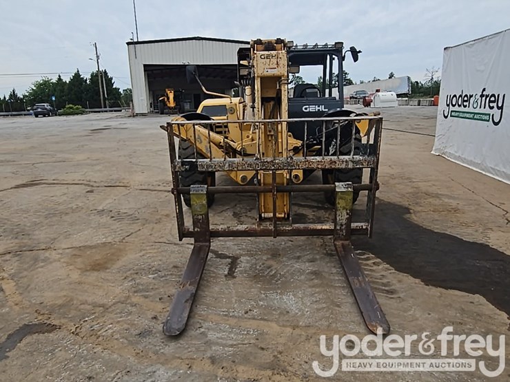 2013-gehl-dl11-image-8